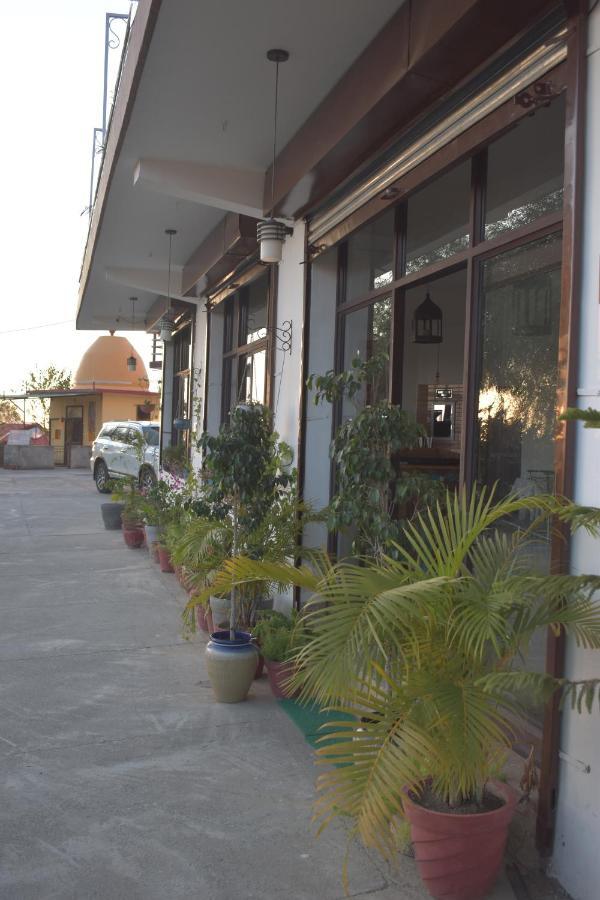 Bir High酒店 外观 照片